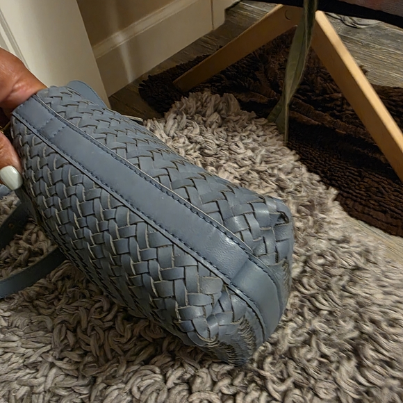 Madewell Small Transport Crossbody:  Woven Leather Edition - Picture 5 of 10